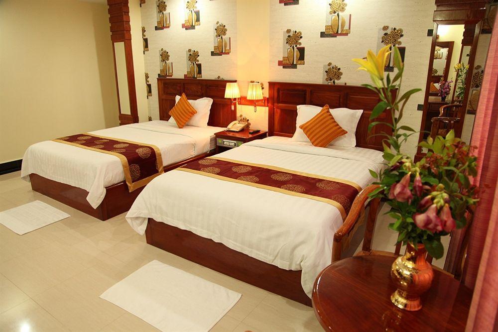 Huang Ting Hotel Phnom Penh Luaran gambar