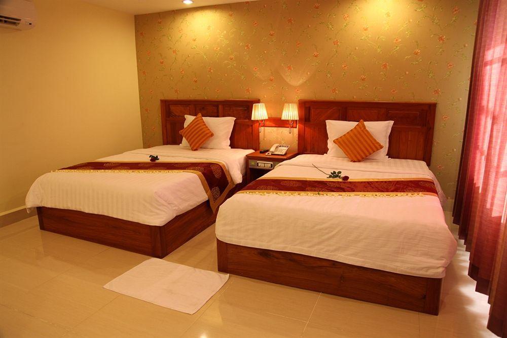 Huang Ting Hotel Phnom Penh Luaran gambar