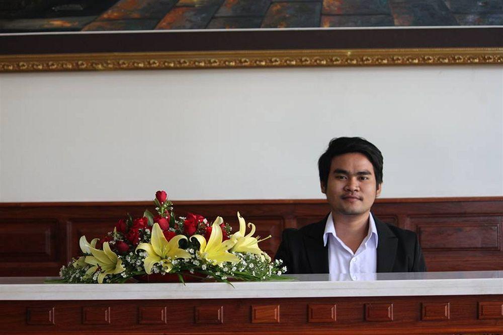 Huang Ting Hotel Phnom Penh Luaran gambar