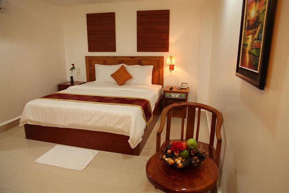 Huang Ting Hotel Phnom Penh Luaran gambar