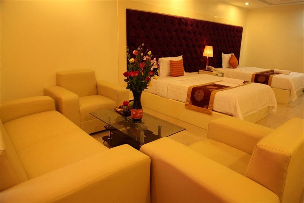 Huang Ting Hotel Phnom Penh Luaran gambar