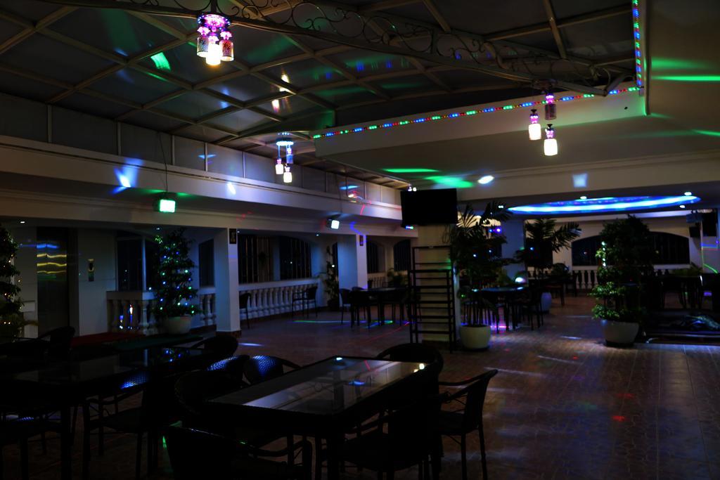 Huang Ting Hotel Phnom Penh Luaran gambar