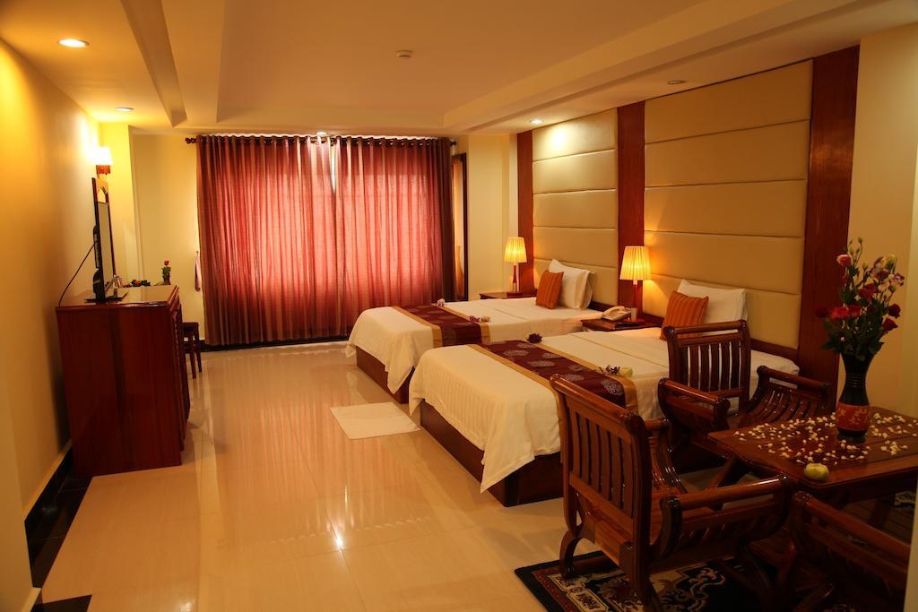 Huang Ting Hotel Phnom Penh Luaran gambar
