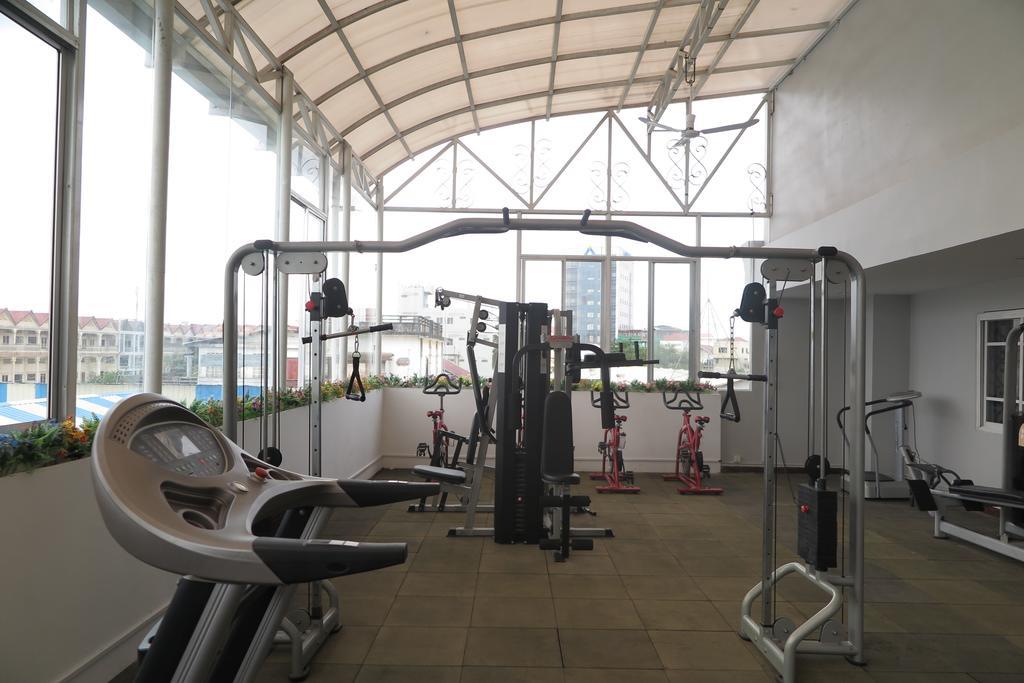 Huang Ting Hotel Phnom Penh Luaran gambar