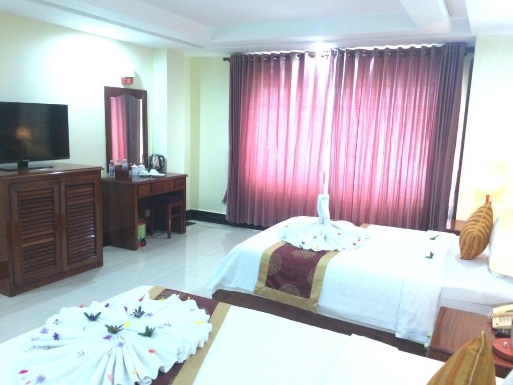 Huang Ting Hotel Phnom Penh Luaran gambar
