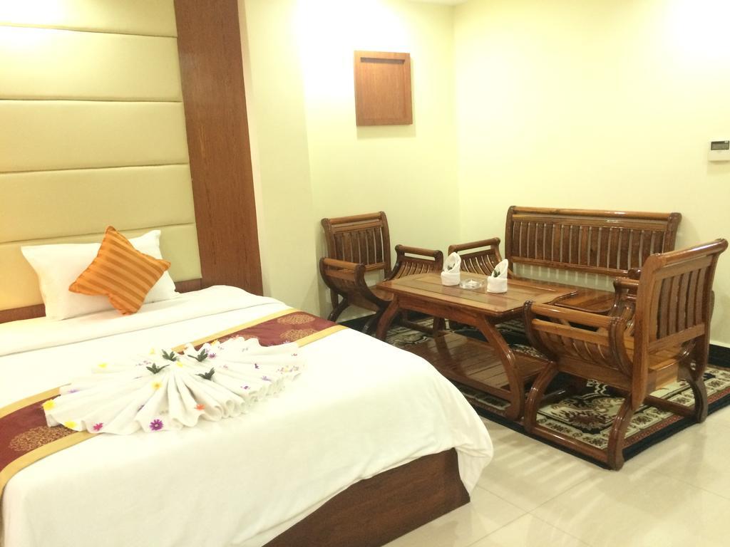 Huang Ting Hotel Phnom Penh Luaran gambar