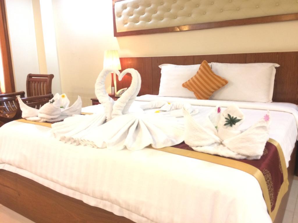 Huang Ting Hotel Phnom Penh Luaran gambar